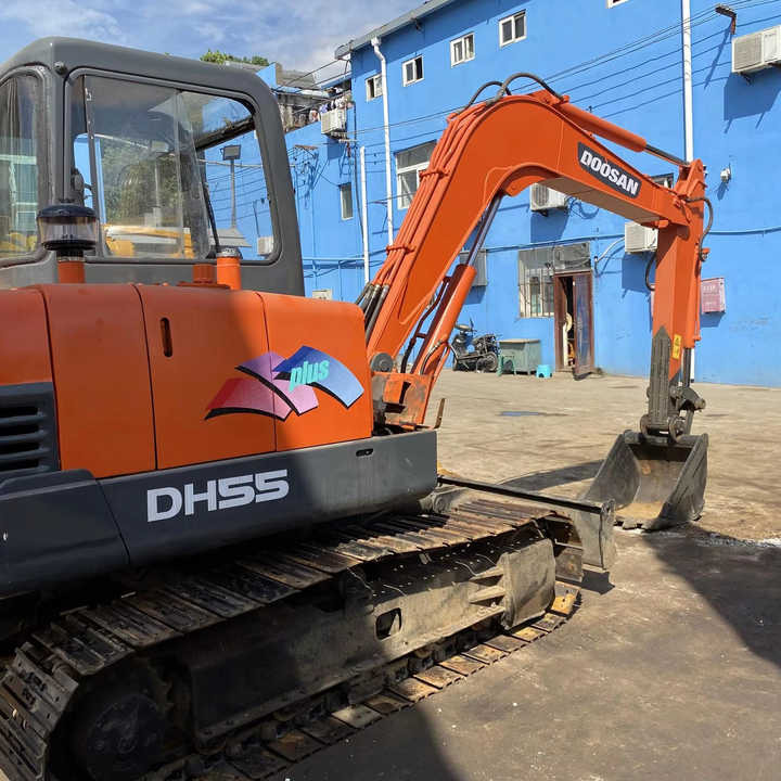 Awesome Performance Korea Imported Small Scale Used Doosan Dh60 Dh55 Dx60 Dx225 Excavator in China - Гусеничний екскаватор: фото 1 Awesome Performance Korea Imported Small Scale Used Doosan Dh60 Dh55 Dx60 Dx225 Excavator in China - Гусеничний екскаватор: фото 1