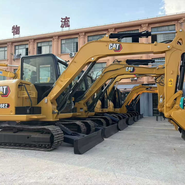 CAT 306E Used Excavator Latest Model 6tons 95% New Original with EPA CE Excavator Cat 306 mini digger excavator - Екскаватор: фото 1 CAT 306E Used Excavator Latest Model 6tons 95% New Original with EPA CE Excavator Cat 306 mini digger excavator - Екскаватор: фото 1