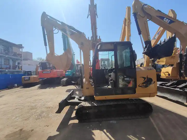 Crawler excavator Used cat306E / second-hand Japan engine cat 306 306E - Гусеничний екскаватор: фото 3 Crawler excavator Used cat306E / second-hand Japan engine cat 306 306E - Гусеничний екскаватор: фото 3