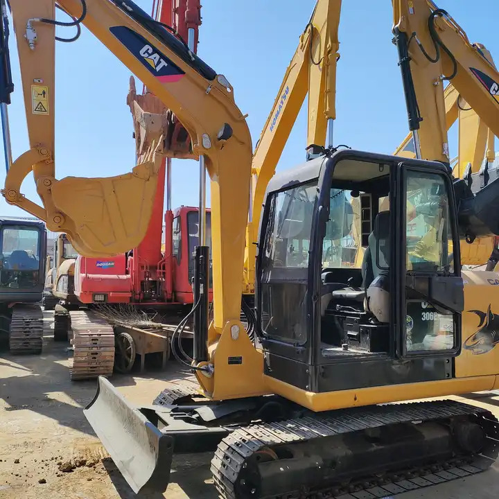 Crawler excavator Used cat306E / second-hand Japan engine cat 306 306E - Гусеничний екскаватор: фото 1 Crawler excavator Used cat306E / second-hand Japan engine cat 306 306E - Гусеничний екскаватор: фото 1