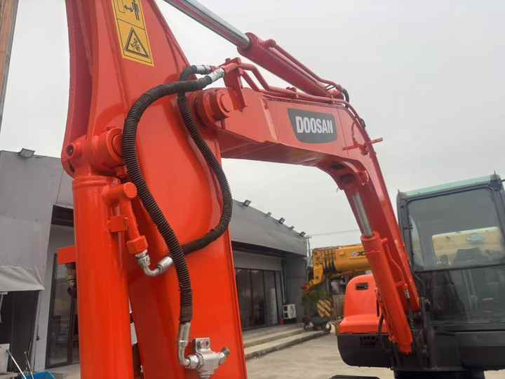 Doosan DX60 DX60-9c DH60-7 DX60W DX80 DX75 DX55 DH35 DH55 Used Mini Excavator Mas Maquinaria Municipal Y Ambiental - Екскаватор: фото 4 Doosan DX60 DX60-9c DH60-7 DX60W DX80 DX75 DX55 DH35 DH55 Used Mini Excavator Mas Maquinaria Municipal Y Ambiental - Екскаватор: фото 4