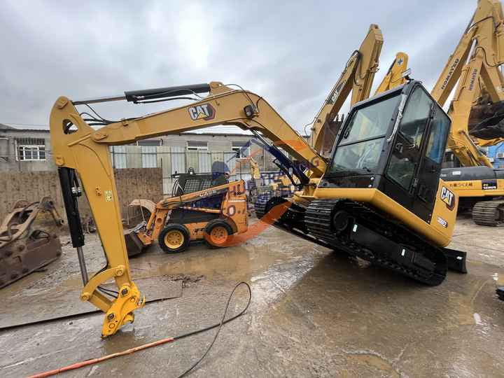 Excellent Used Cheap Caterpillar cat 303.5e cat 305.5 caterpillar 306e cat 306e2 306 306d 307 307c 307d 307e used excavator - Гусеничний екскаватор: фото 4 Excellent Used Cheap Caterpillar cat 303.5e cat 305.5 caterpillar 306e cat 306e2 306 306d 307 307c 307d 307e used excavator - Гусеничний екскаватор: фото 4