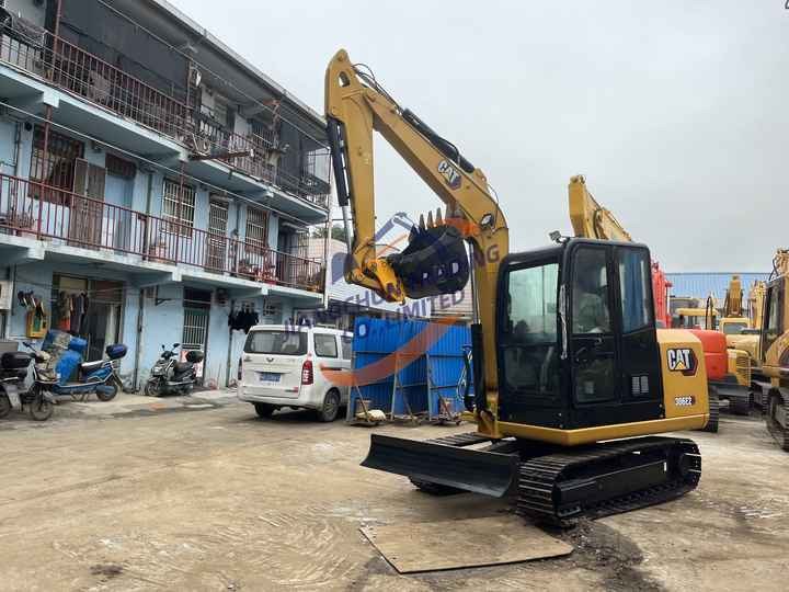 Excellent Used Cheap Caterpillar cat 303.5e cat 305.5 caterpillar 306e cat 306e2 306 306d 307 307c 307d 307e used excavator - Гусеничний екскаватор: фото 3 Excellent Used Cheap Caterpillar cat 303.5e cat 305.5 caterpillar 306e cat 306e2 306 306d 307 307c 307d 307e used excavator - Гусеничний екскаватор: фото 3