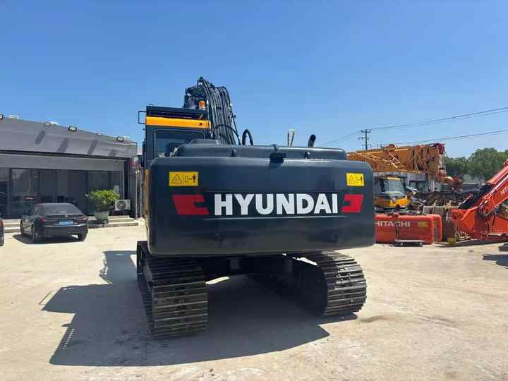 HYUNDAI 96% New HX220s Used Excavator, Korea 22 Ton HX210 HX225 HX 210 220 225 9S 22Ton Crawler Radio Digger Equipment Machine - Екскаватор: фото 5 HYUNDAI 96% New HX220s Used Excavator, Korea 22 Ton HX210 HX225 HX 210 220 225 9S 22Ton Crawler Radio Digger Equipment Machine - Екскаватор: фото 5