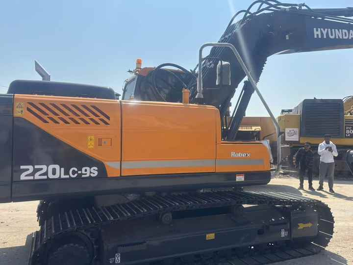 Heavy-duty Original Used Hyundai 220 Excavator Hyundai 220LC-9s 220LC-7 220lc Excavator for Sale in Stock - Екскаватор: фото 5 Heavy-duty Original Used Hyundai 220 Excavator Hyundai 220LC-9s 220LC-7 220lc Excavator for Sale in Stock - Екскаватор: фото 5