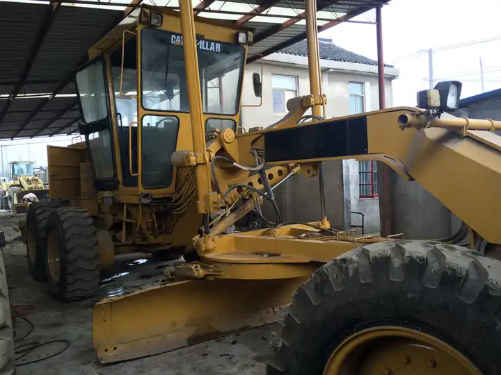 Hot sale High quality CAT 140g Used motor grader original ca motor grader 140g cheap price - Грейдер: фото 4 Hot sale High quality CAT 140g Used motor grader original ca motor grader 140g cheap price - Грейдер: фото 4