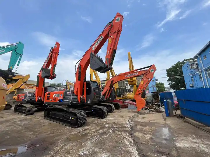 Hot sale Low Working Hour Hitachi zx120 cheap used excavator Japan Made Hitachi zx200 20 ton Excavator in good condition - Гусеничний екскаватор: фото 3 Hot sale Low Working Hour Hitachi zx120 cheap used excavator Japan Made Hitachi zx200 20 ton Excavator in good condition - Гусеничний екскаватор: фото 3