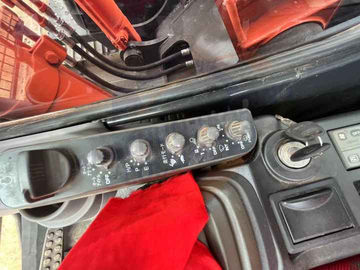 Hot sale Used Hitachi ZX120 digger medium size Excavator second hand excavator - Гусеничний екскаватор: фото 4 Hot sale Used Hitachi ZX120 digger medium size Excavator second hand excavator - Гусеничний екскаватор: фото 4