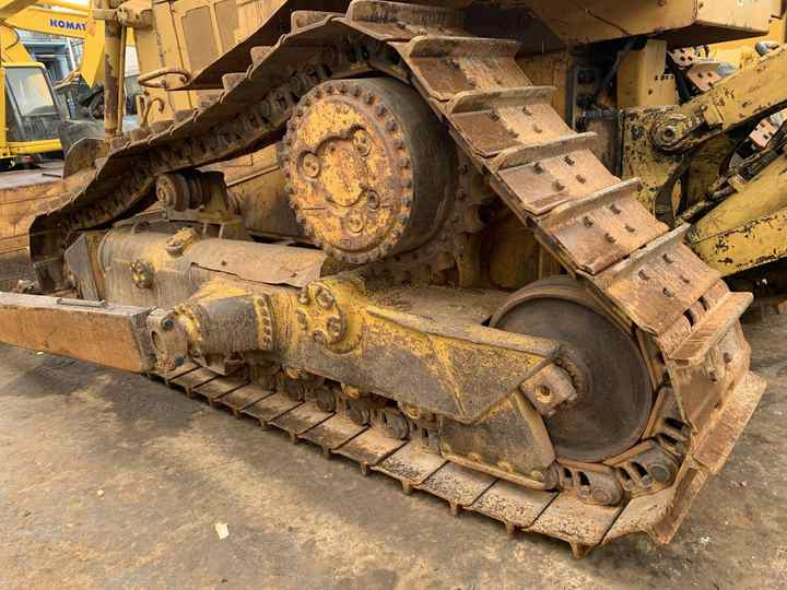Japan Imported Caterpillar D7R Bulldozer Japan Original Cat D7G D7R D9n D8r Used Bulldozers - Бульдозер: фото 3 Japan Imported Caterpillar D7R Bulldozer Japan Original Cat D7G D7R D9n D8r Used Bulldozers - Бульдозер: фото 3