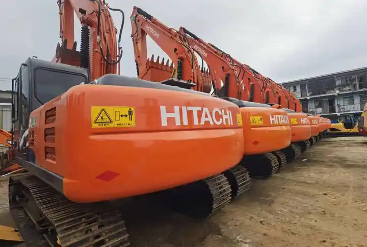 Japan Made Used Excavator Hitachi Ex200-1,Ex200 With Good Condition And Best Price Excavator Machine in Shanghai - Гусеничний екскаватор: фото 4 Japan Made Used Excavator Hitachi Ex200-1,Ex200 With Good Condition And Best Price Excavator Machine in Shanghai - Гусеничний екскаватор: фото 4