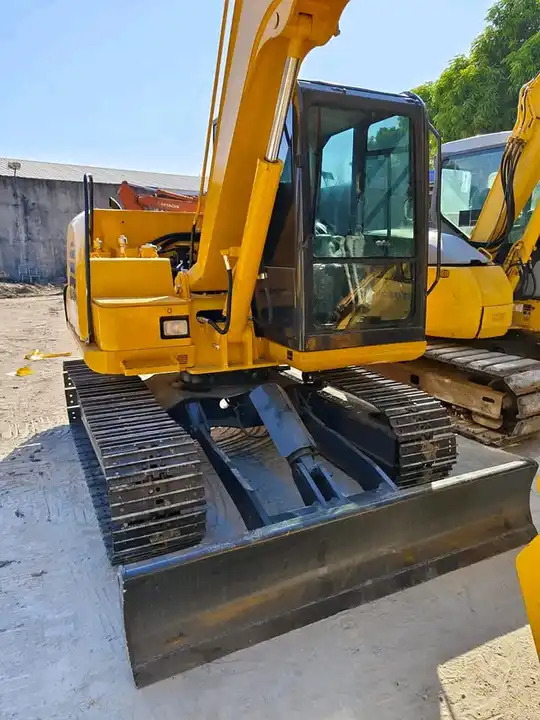 Japan Second Hand Used Hydraulic Crawler Excavator PC55 PC60 PC35 PC120 Digger Komatsu PC60-7 Excavator - Екскаватор: фото 5 Japan Second Hand Used Hydraulic Crawler Excavator PC55 PC60 PC35 PC120 Digger Komatsu PC60-7 Excavator - Екскаватор: фото 5