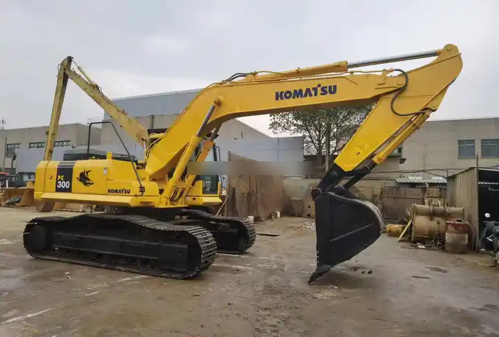 Lower working hours used komatsu pc300-7 excavator/good price japan used komatsu excavator pc300-7 30t - Гусеничний екскаватор: фото 3 Lower working hours used komatsu pc300-7 excavator/good price japan used komatsu excavator pc300-7 30t - Гусеничний екскаватор: фото 3