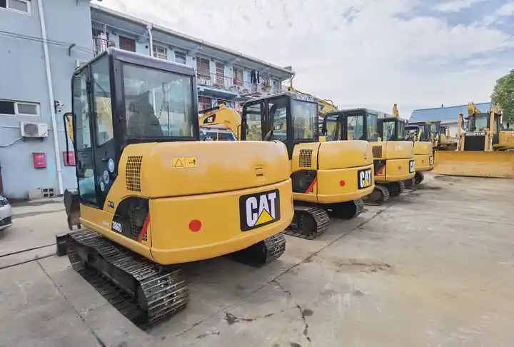 Original CAT 306D cater mini excavators hydraulic crawler excavator used excavator - Гусеничний екскаватор: фото 4 Original CAT 306D cater mini excavators hydraulic crawler excavator used excavator - Гусеничний екскаватор: фото 4