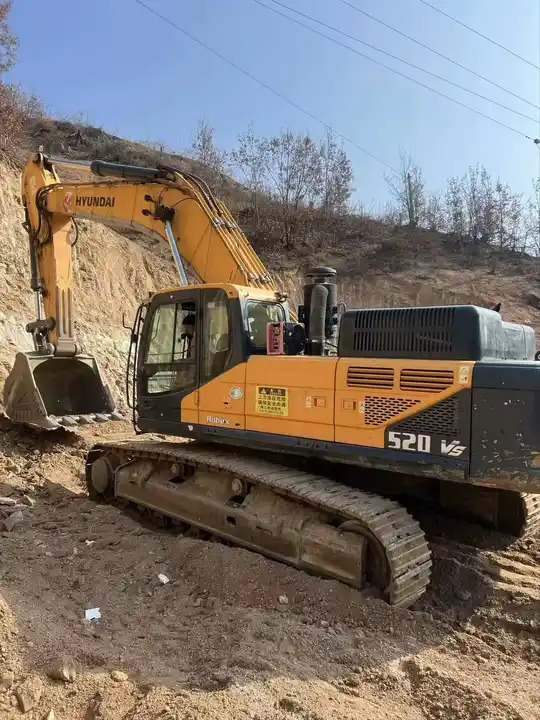 Original Used Equipment Heavy Duty 50 Ton Hyundai 520 Good Quality High Quality Hyundai 520vs Excavator In Shanghai - Гусеничний екскаватор: фото 4 Original Used Equipment Heavy Duty 50 Ton Hyundai 520 Good Quality High Quality Hyundai 520vs Excavator In Shanghai - Гусеничний екскаватор: фото 4