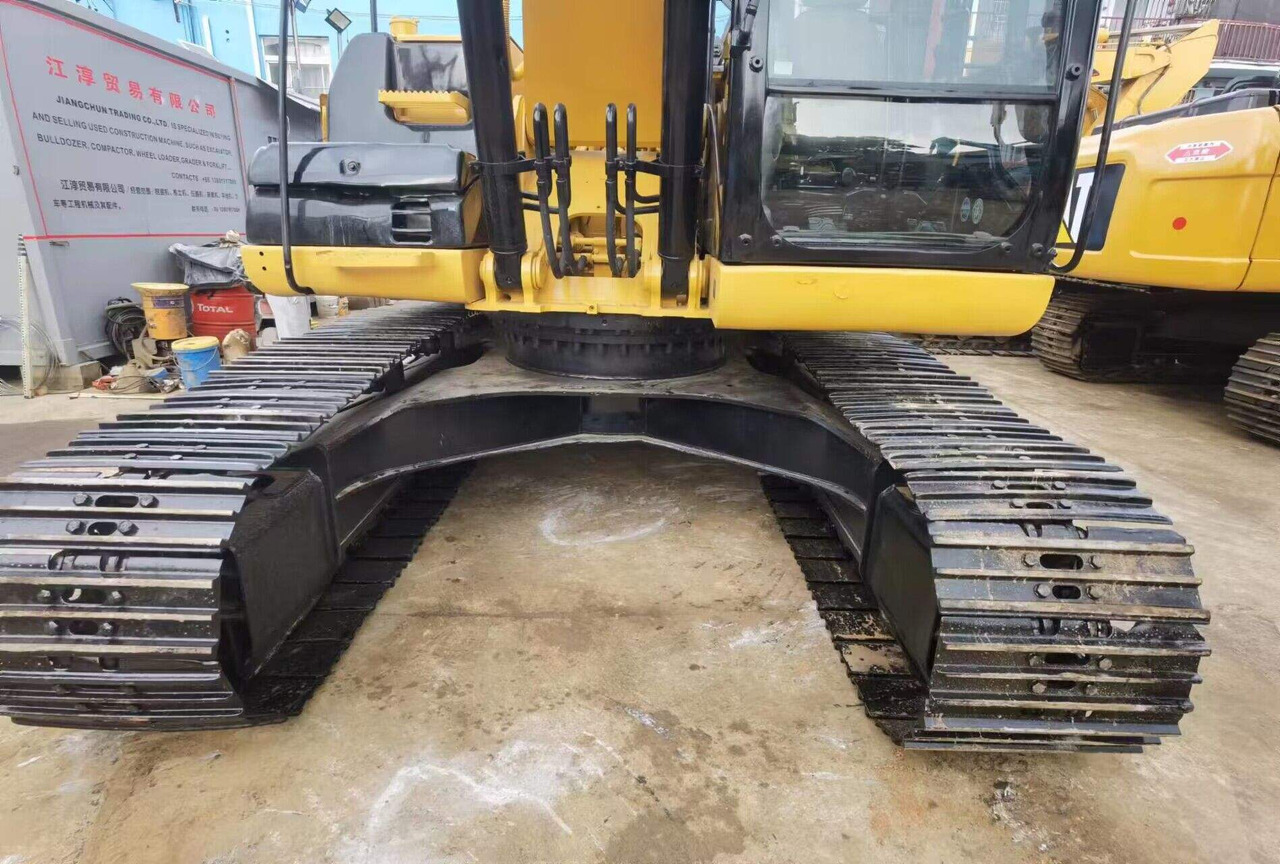Second Hand Cat Excavator CAT 320D High Quality Japan Used Construction Machine 20ton Excavator cat320d - Екскаватор: фото 3 Second Hand Cat Excavator CAT 320D High Quality Japan Used Construction Machine 20ton Excavator cat320d - Екскаватор: фото 3