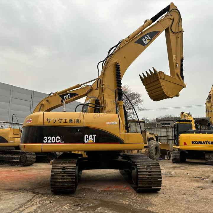 Secondhand Japanese Hydraulic Excavator Cat 320cl 320c Powerful Caterpillar 3066 Engine In Shanghai - Гусеничний екскаватор: фото 1 Secondhand Japanese Hydraulic Excavator Cat 320cl 320c Powerful Caterpillar 3066 Engine In Shanghai - Гусеничний екскаватор: фото 1