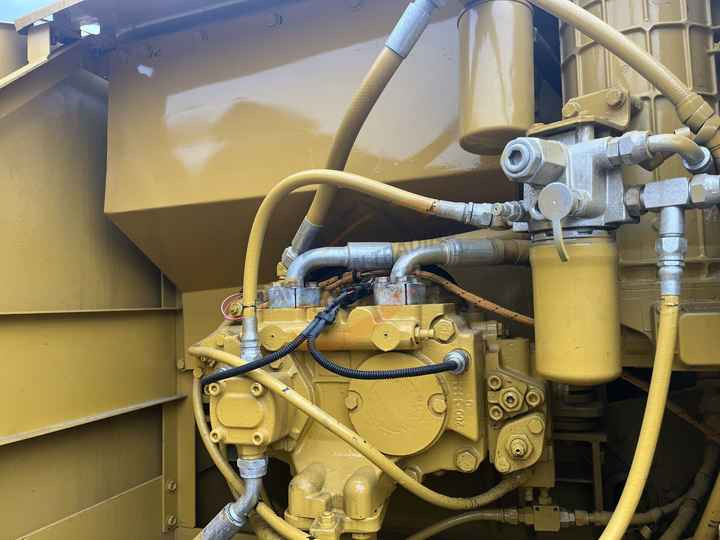 Secondhand Japanese Hydraulic Excavator Cat 320cl 320c Powerful Caterpillar 3066 Engine In Shanghai - Гусеничний екскаватор: фото 5 Secondhand Japanese Hydraulic Excavator Cat 320cl 320c Powerful Caterpillar 3066 Engine In Shanghai - Гусеничний екскаватор: фото 5