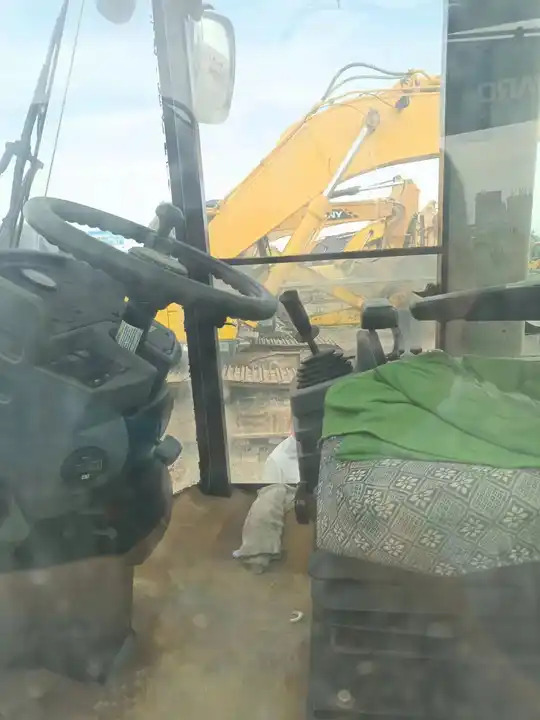 Used 18 ton Caterpillar Road Roller CAT CS76T Road Paving Machinery Soil Compactor made in USA - Дорожній каток: фото 4 Used 18 ton Caterpillar Road Roller CAT CS76T Road Paving Machinery Soil Compactor made in USA - Дорожній каток: фото 4