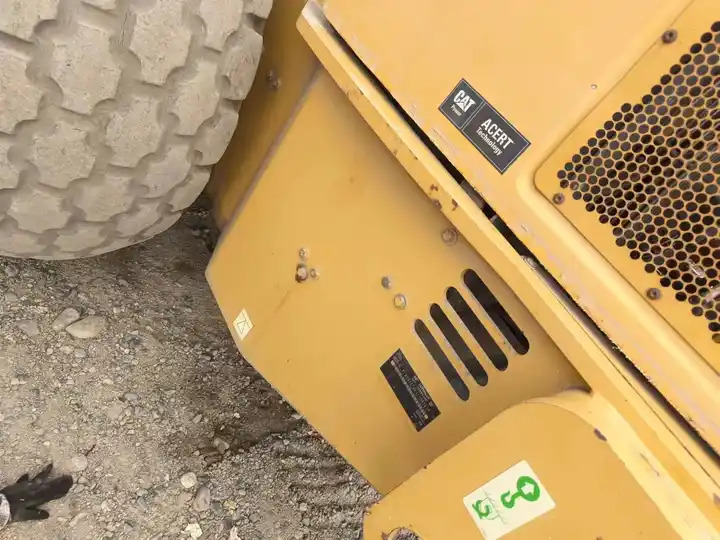 Used 18 ton Caterpillar Road Roller CAT CS76T Road Paving Machinery Soil Compactor made in USA - Дорожній каток: фото 3 Used 18 ton Caterpillar Road Roller CAT CS76T Road Paving Machinery Soil Compactor made in USA - Дорожній каток: фото 3