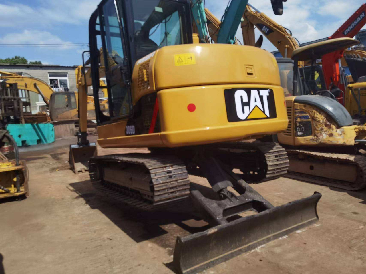 Used CAT 306D 306E 306E2 305.5 305 307 MINI EXCAVATOR - Гусеничний екскаватор: фото 5 Used CAT 306D 306E 306E2 305.5 305 307 MINI EXCAVATOR - Гусеничний екскаватор: фото 5