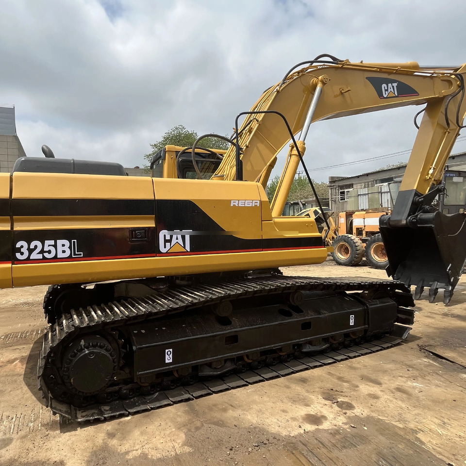 Used Caterpillar excavator CAT 325BL in good condition for sale - Гусеничний екскаватор: фото 1 Used Caterpillar excavator CAT 325BL in good condition for sale - Гусеничний екскаватор: фото 1