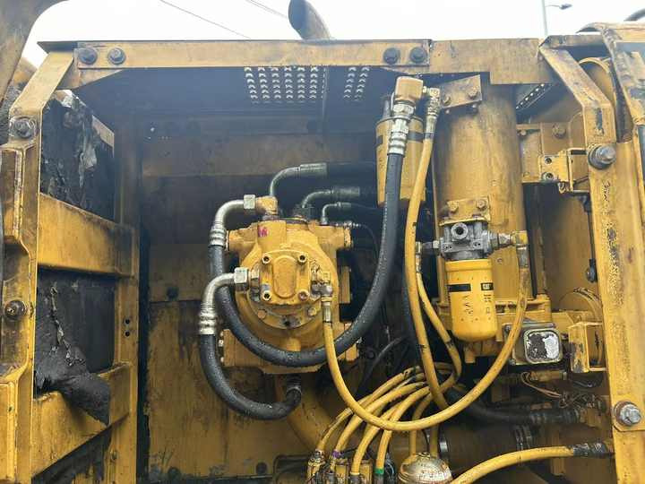 Used Excavator Cat 320bl Best Second Hand Excavator Caterpillar 320 320d 320b for Sale in Shanghai - Гусеничний екскаватор: фото 5 Used Excavator Cat 320bl Best Second Hand Excavator Caterpillar 320 320d 320b for Sale in Shanghai - Гусеничний екскаватор: фото 5