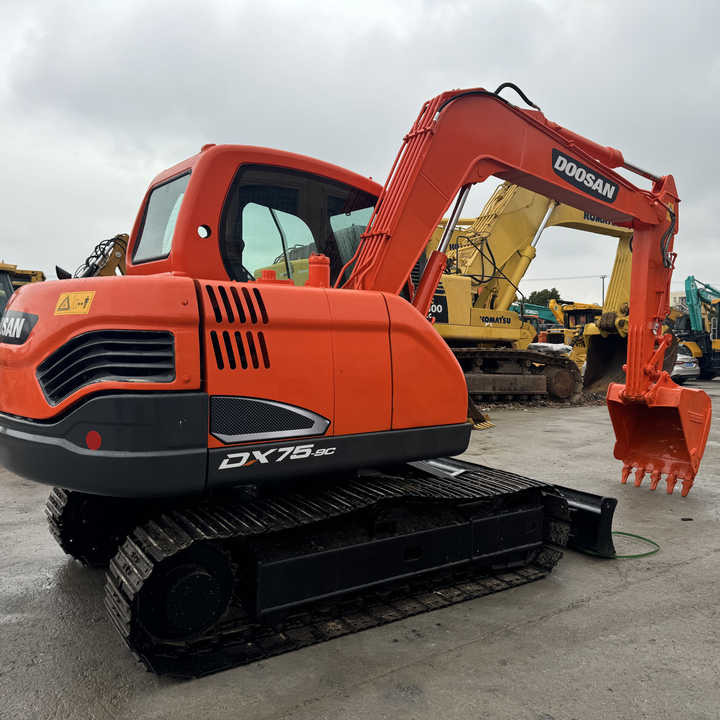 Used Excavator Doosan Dx75-9c Dx80 Dx60 Excavators Machinery Doosan Dx75-9c Dx80 Dx60 Dx225 Good Condition Low Price - Гусеничний екскаватор: фото 1 Used Excavator Doosan Dx75-9c Dx80 Dx60 Excavators Machinery Doosan Dx75-9c Dx80 Dx60 Dx225 Good Condition Low Price - Гусеничний екскаватор: фото 1