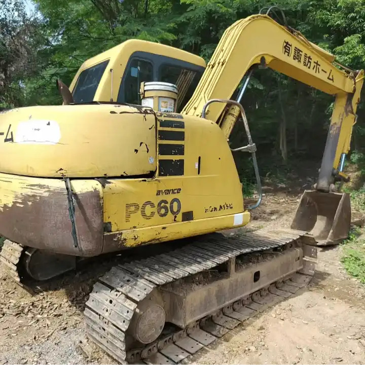 Used Japan Original Secondhand Komatsu PC56-7 PC60-8 PC70-8 Mini Digger Crawler Excavator - Екскаватор: фото 1 Used Japan Original Secondhand Komatsu PC56-7 PC60-8 PC70-8 Mini Digger Crawler Excavator - Екскаватор: фото 1