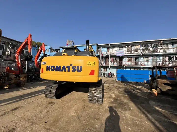Used Komatsu Pc200-8 Excavator,20 Ton Komatsu Pc200-8n1 Pc220-8mo Hydraulic Crawler Backhoe Medium Excavator Rega In Stock - Гусеничний екскаватор: фото 5 Used Komatsu Pc200-8 Excavator,20 Ton Komatsu Pc200-8n1 Pc220-8mo Hydraulic Crawler Backhoe Medium Excavator Rega In Stock - Гусеничний екскаватор: фото 5