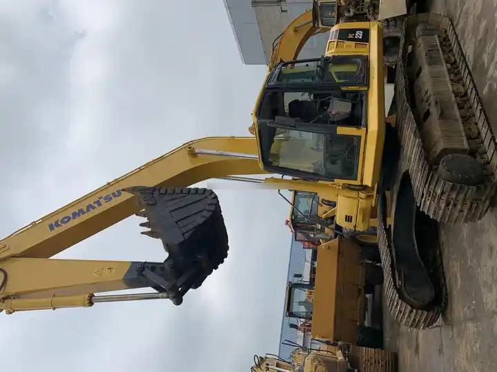 Used Komatus excavator Pc220-8 in good condition for sale - Гусеничний екскаватор: фото 2 Used Komatus excavator Pc220-8 in good condition for sale - Гусеничний екскаватор: фото 2