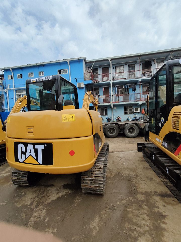 Used Mini cat 306 excavator 6tons excavator on sale - Гусеничний екскаватор: фото 5 Used Mini cat 306 excavator 6tons excavator on sale - Гусеничний екскаватор: фото 5