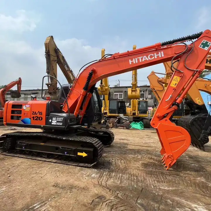 Used excavator hitachi zx 120 Japanese brand hitachi zaxis 120 12Ton excavator - Гусеничний екскаватор: фото 1 Used excavator hitachi zx 120 Japanese brand hitachi zaxis 120 12Ton excavator - Гусеничний екскаватор: фото 1