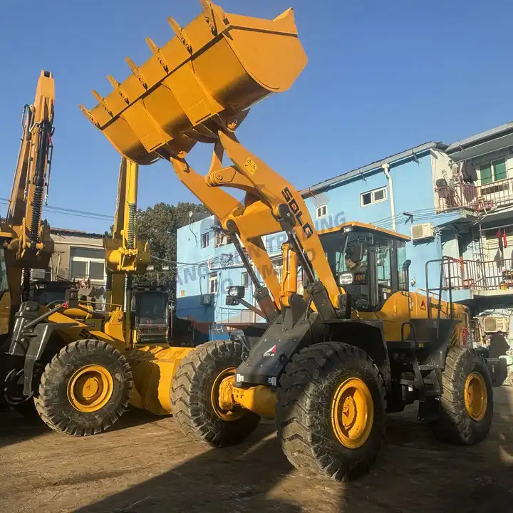 Used original China heavy duty hydraulic tractor loader SDLG 956L L956F 956l in low price - Колісний навантажувач: фото 1 Used original China heavy duty hydraulic tractor loader SDLG 956L L956F 956l in low price - Колісний навантажувач: фото 1