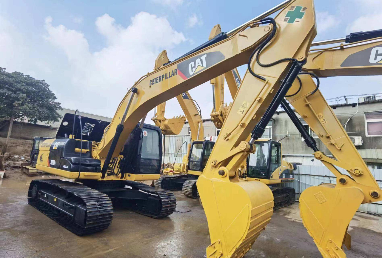 Гусеничний екскаватор chinese cheap excavator 85% new cat 320d track excavator price: фото 6