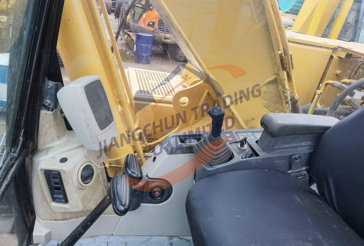 Construction machinery Cat USED EXCAVATOR USED 320C 320CL 320B 320D 320BL 320DL Hydraulic Crawel excavator hot sale - Гусеничний екскаватор: фото 5 Construction machinery Cat USED EXCAVATOR USED 320C 320CL 320B 320D 320BL 320DL Hydraulic Crawel excavator hot sale - Гусеничний екскаватор: фото 5