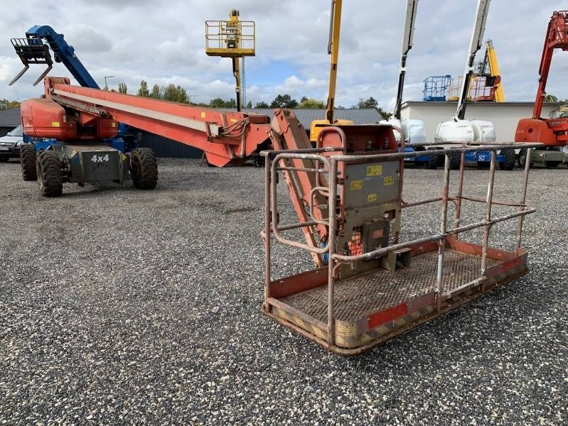 Genie S-105 - 34 m - 4x4 - diesel - Колінчастий підйомник: фото 1 Genie S-105 - 34 m - 4x4 - diesel - Колінчастий підйомник: фото 1