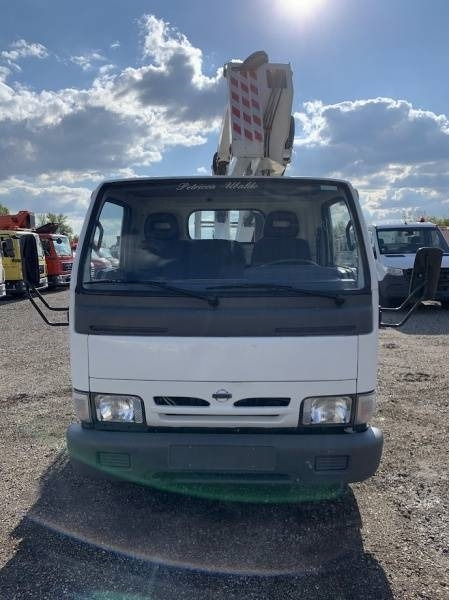 Nissan Cabstar Oil&Steel Snake 179 City - 17,5m, 200 kg - Автовишка: фото 3 Nissan Cabstar Oil&Steel Snake 179 City - 17,5m, 200 kg - Автовишка: фото 3
