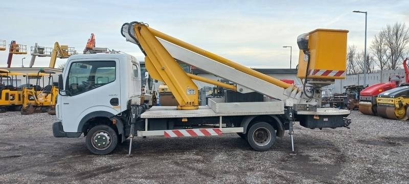 Renault Maxity Multitel MT202DS - 20m - 200 kg - Автовишка: фото 5 Renault Maxity Multitel MT202DS - 20m - 200 kg - Автовишка: фото 5
