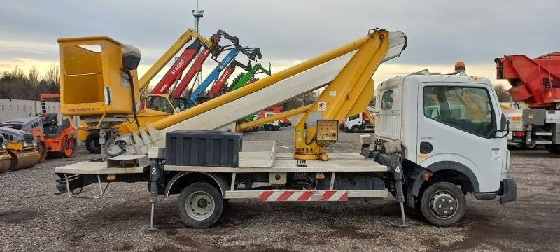 Renault Maxity Multitel MT202DS - 20m - 200 kg - Автовишка: фото 4 Renault Maxity Multitel MT202DS - 20m - 200 kg - Автовишка: фото 4