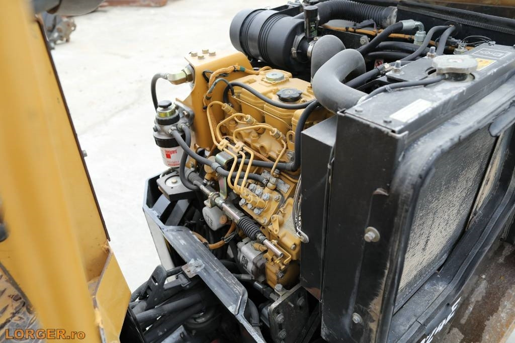 Дорожній каток CAT CB 224 E: фото 14 Дорожній каток CAT CB 224 E: фото 14