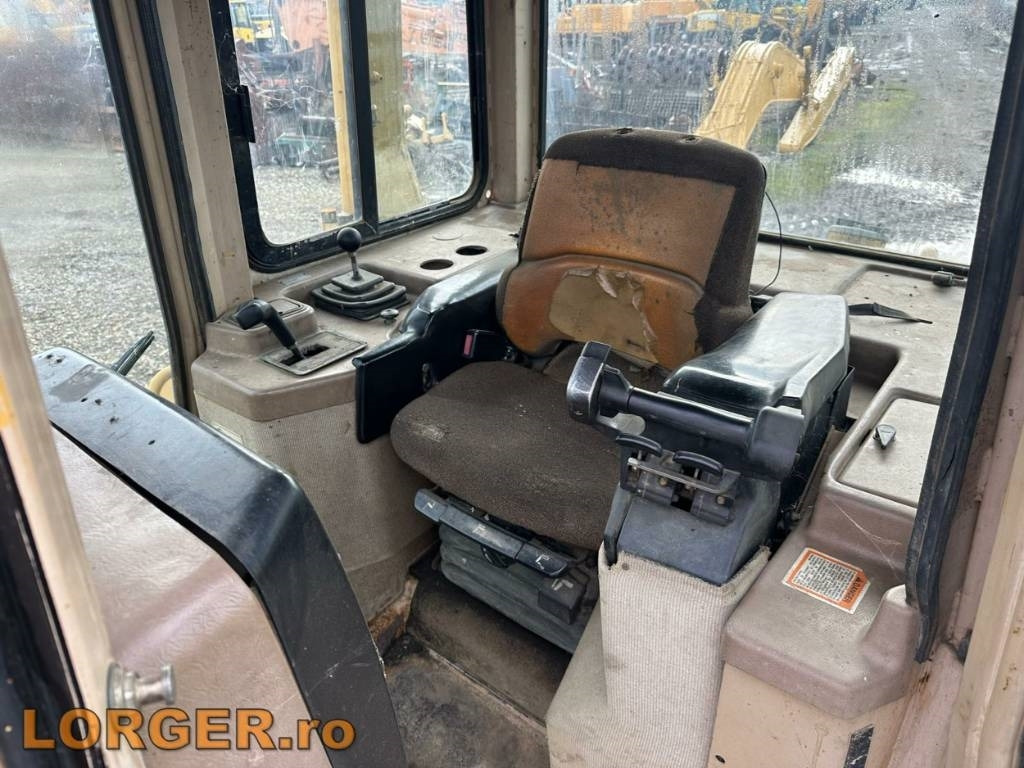 Бульдозер CAT D 6 M LGP: фото 10