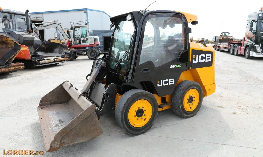 JCB 260 ECO - Міні-навантажувач: фото 4 JCB 260 ECO - Міні-навантажувач: фото 4