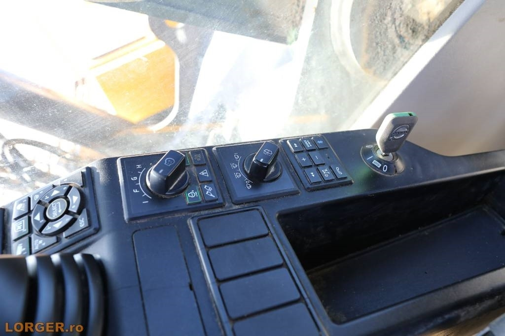 Гусеничний екскаватор Volvo EC 300 EL: фото 17 Гусеничний екскаватор Volvo EC 300 EL: фото 17