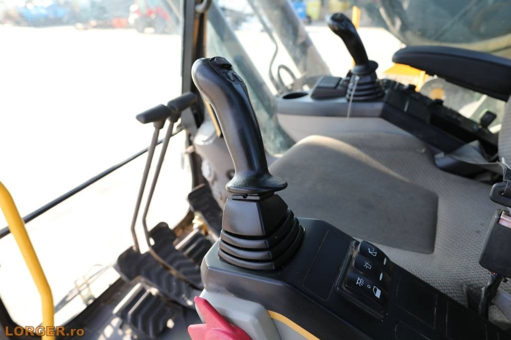 Гусеничний екскаватор Volvo EC 300 EL: фото 14 Гусеничний екскаватор Volvo EC 300 EL: фото 14