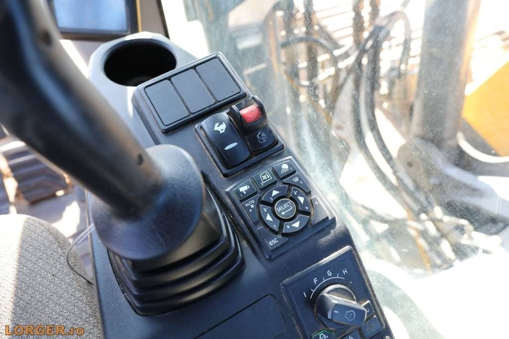 Гусеничний екскаватор Volvo EC 300 EL: фото 16 Гусеничний екскаватор Volvo EC 300 EL: фото 16