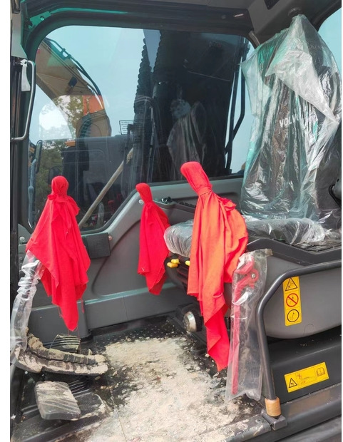 Гусеничний екскаватор 2021 Volvo EC140DL: фото 16