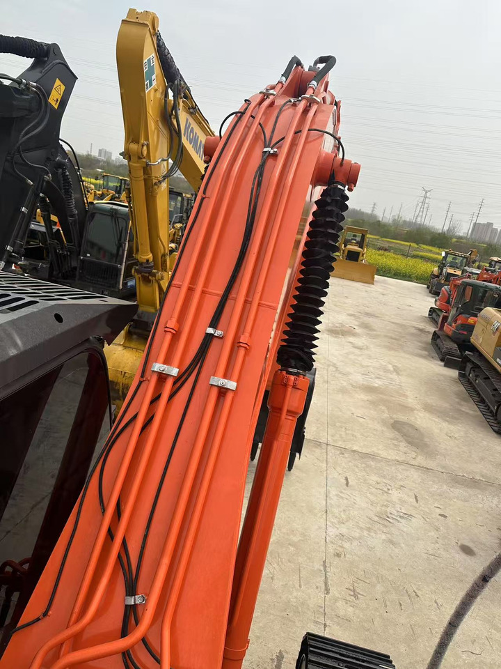 Колісний екскаватор HITACHI ZA210: фото 10