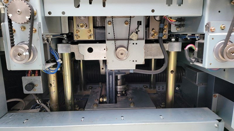 Horizon BQ-270 | 2010 | 693000 - Палітурна машина: фото 4 Horizon BQ-270 | 2010 | 693000 - Палітурна машина: фото 4