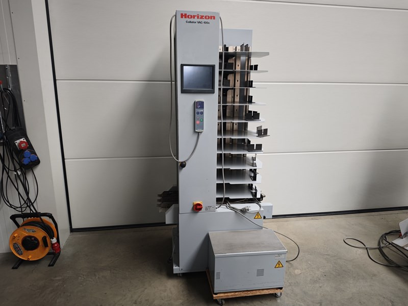 Horizon VAC-100 c | collator | 10 stations | 2008 | 33.2 mio - Друкарське обладнання: фото 1 Horizon VAC-100 c | collator | 10 stations | 2008 | 33.2 mio - Друкарське обладнання: фото 1