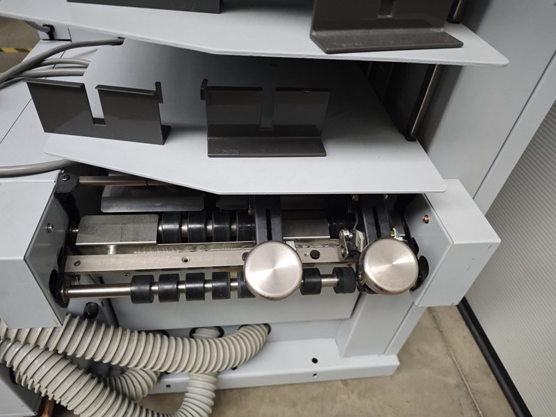 Horizon VAC-100 c | collator | 10 stations | 2008 | 33.2 mio - Друкарське обладнання: фото 5 Horizon VAC-100 c | collator | 10 stations | 2008 | 33.2 mio - Друкарське обладнання: фото 5